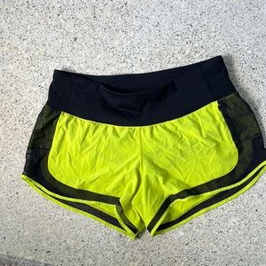 Lululemon yellow/ black speed up shorts size 8